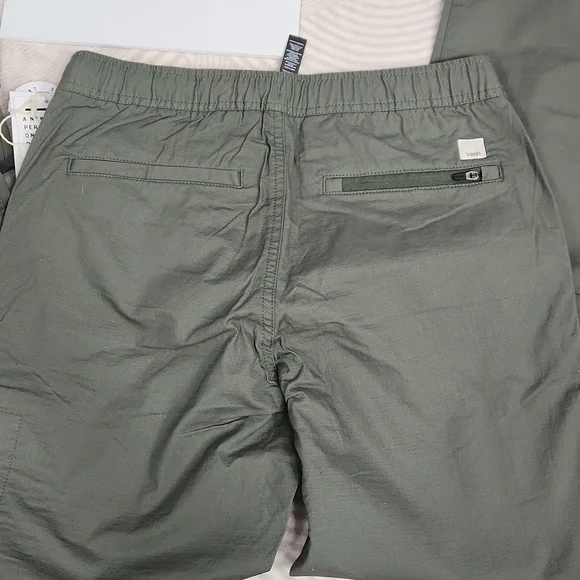 Vuori Ripstop Pants - Picture 8 of 13